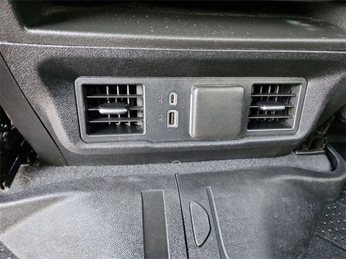 Certified 2023 Chevrolet Silverado 1500 LT image 20