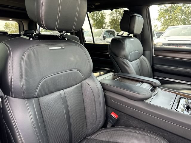 Used 2022 Jeep Grand Wagoneer Series I AWD/4WD image 29