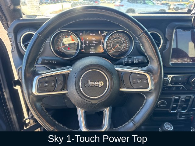 Used 2022 Jeep Wrangler Unlimited Sahara w/ Cold Weather Group AWD/4WD image 23