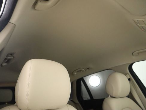 Used 2022 Mercedes-Benz GLC 300 image 18