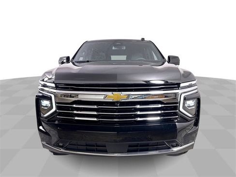 New 2026 Chevrolet Tahoe LT image 3