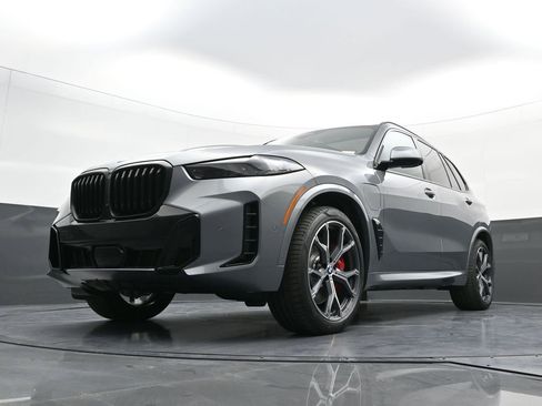 New 2026 BMW X5 xDrive50e w/ M Sport Package image 24