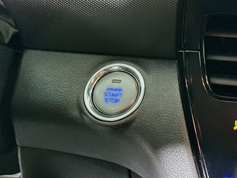 Used 2022 Hyundai Ioniq SE image 20