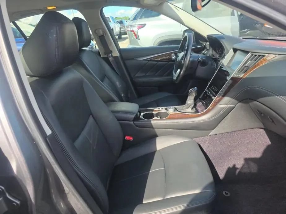 Used 2018 INFINITI Q50 Luxe RWD image 8