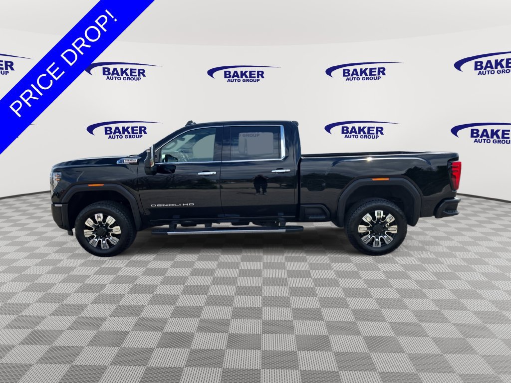Used 2024 GMC Sierra 2500 Denali w/ Technology Package AWD/4WD image 8