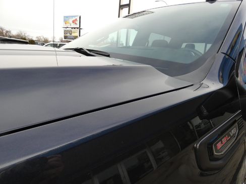 Certified 2023 GMC Sierra 1500 AT4X image 7