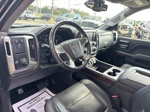 Used 2018 GMC Sierra 1500 SLT w/ Enhanced Driver Alert Package image 17
