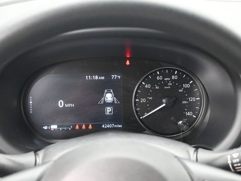 Used 2024 Nissan Kicks SV FWD image 11