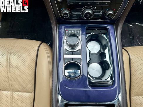 Used 2013 Jaguar XJ L Portfolio AWD/4WD image 18