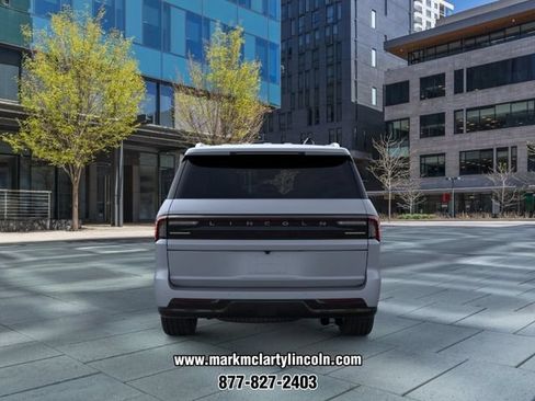 New 2026 Lincoln Navigator Premiere AWD/4WD image 5