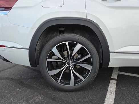 New 2026 Volkswagen Atlas SEL Premium R-Line AWD/4WD image 10