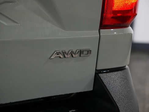 Used 2022 Ford Maverick XLT w/ Equipment Group 300A Standard AWD/4WD image 12