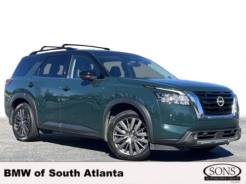 Used 2022 Nissan Pathfinder SL w/ SL Premium Package image 1