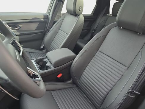 New 2025 Land Rover Discovery Sport Dynamic SE image 12