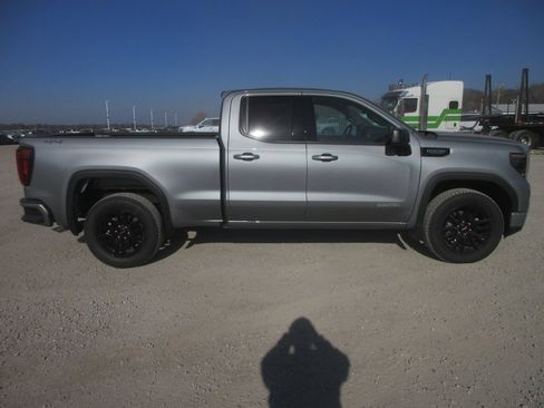 New 2026 GMC Sierra 1500 Elevation image 3