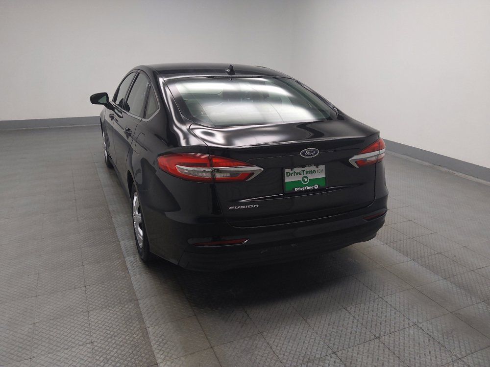 Used 2020 Ford Fusion S FWD image 5