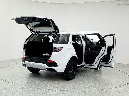 Certified 2025 Land Rover Discovery Sport S image 11