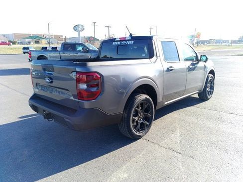 New 2026 Ford Maverick Lariat w/ Black Appearance Package image 4