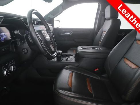 Used 2022 GMC Sierra 1500 AT4 w/ AT4 Premium Package AWD/4WD image 16