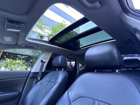 Used 2016 Kia Optima EX w/ Premium Package image 26