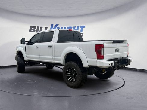 Used 2017 Ford F350 Lariat w/ Lariat Ultimate Package AWD/4WD image 2
