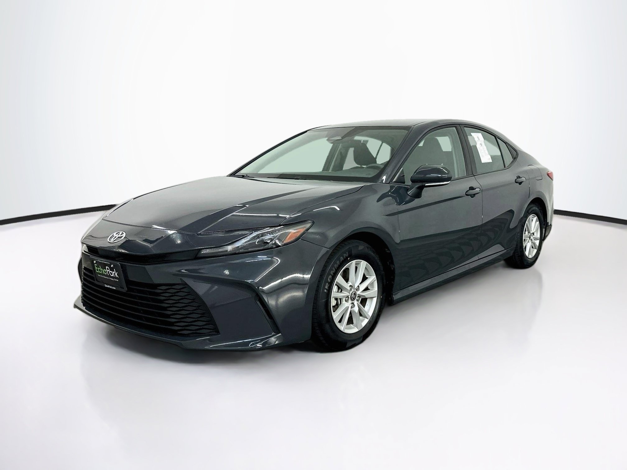 Used 2025 Toyota Camry LE FWD image 3