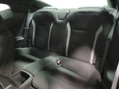 Used 2018 Chevrolet Camaro SS RWD image 28