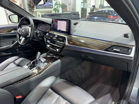Used 2021 BMW 530i RWD image 62