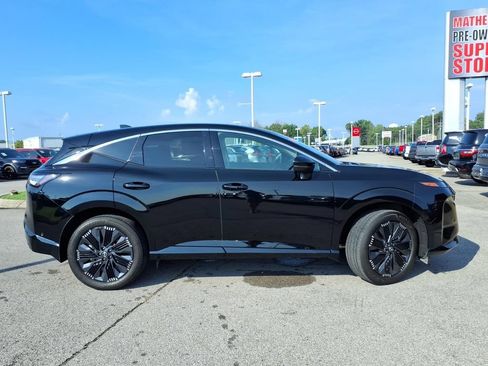 Certified 2025 Nissan Murano Platinum w/ Cargo Package AWD/4WD image 2
