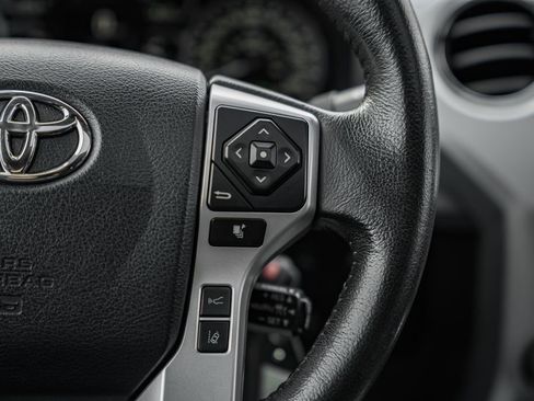 Used 2019 Toyota Tundra Platinum image 38