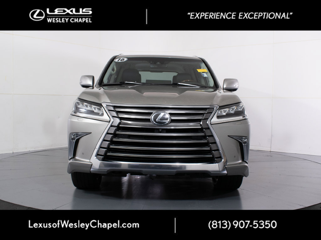 Used 2016 Lexus LX 570 4WD w/ Luxury Package image 9