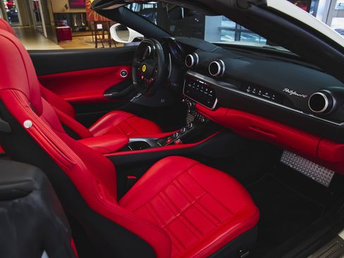 Used 2023 Ferrari Portofino M image 42