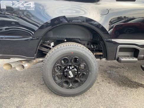 New 2026 Ford F350 Lariat w/ Black Appearance Package image 36