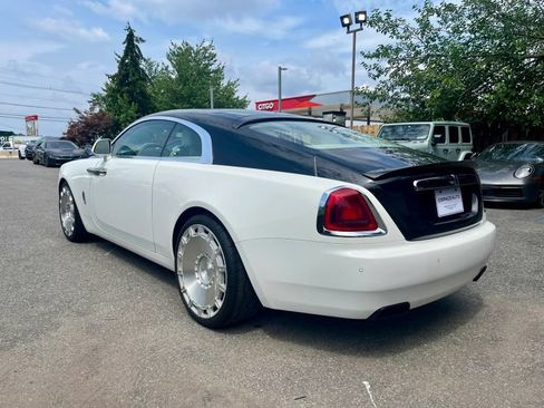 Used 2014 Rolls-Royce Wraith RWD image 5