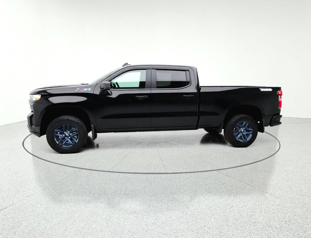 Used 2021 Chevrolet Silverado 1500 Custom Trail Boss w/ Midnight Edition AWD/4WD image 4