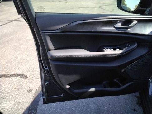 New 2025 Jeep Grand Cherokee Altitude w/ Trailer Tow Package image 27