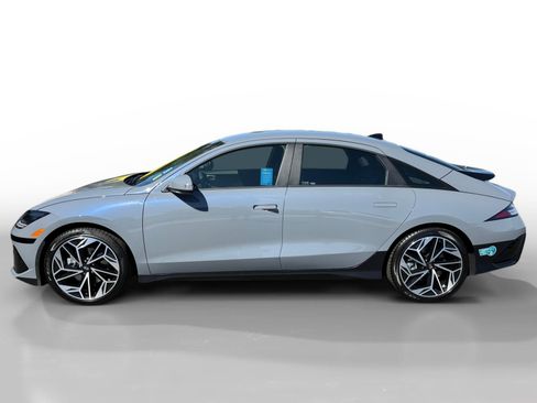 Certified 2025 Hyundai Ioniq 6 Limited RWD image 2