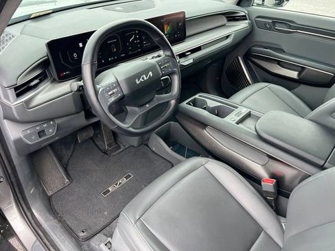 Certified 2024 Kia EV9 Light RWD image 13