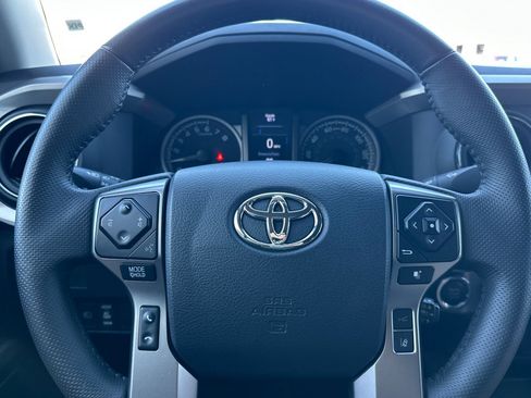 Used 2023 Toyota Tacoma SR w/ Trail Edition image 21