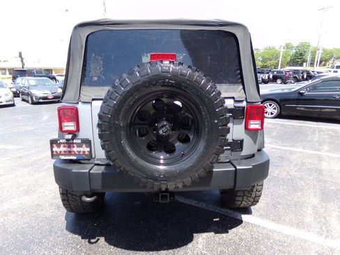Used 2014 Jeep Wrangler Sport AWD/4WD image 33