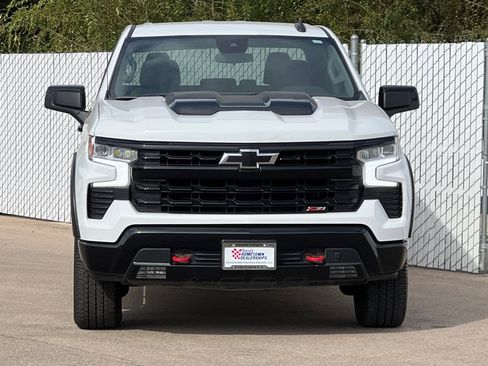 Used 2022 Chevrolet Silverado 1500 LT Trail Boss image 6