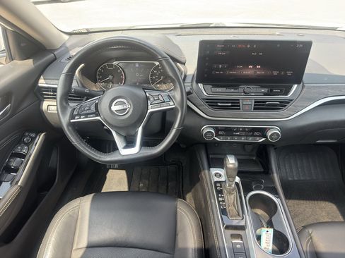 Used 2023 Nissan Altima 2.5 SL FWD image 12