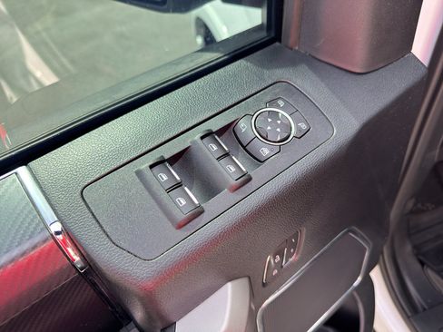 Used 2019 Ford F150 Lariat AWD/4WD image 11