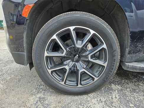 Used 2021 Chevrolet Tahoe RST image 7