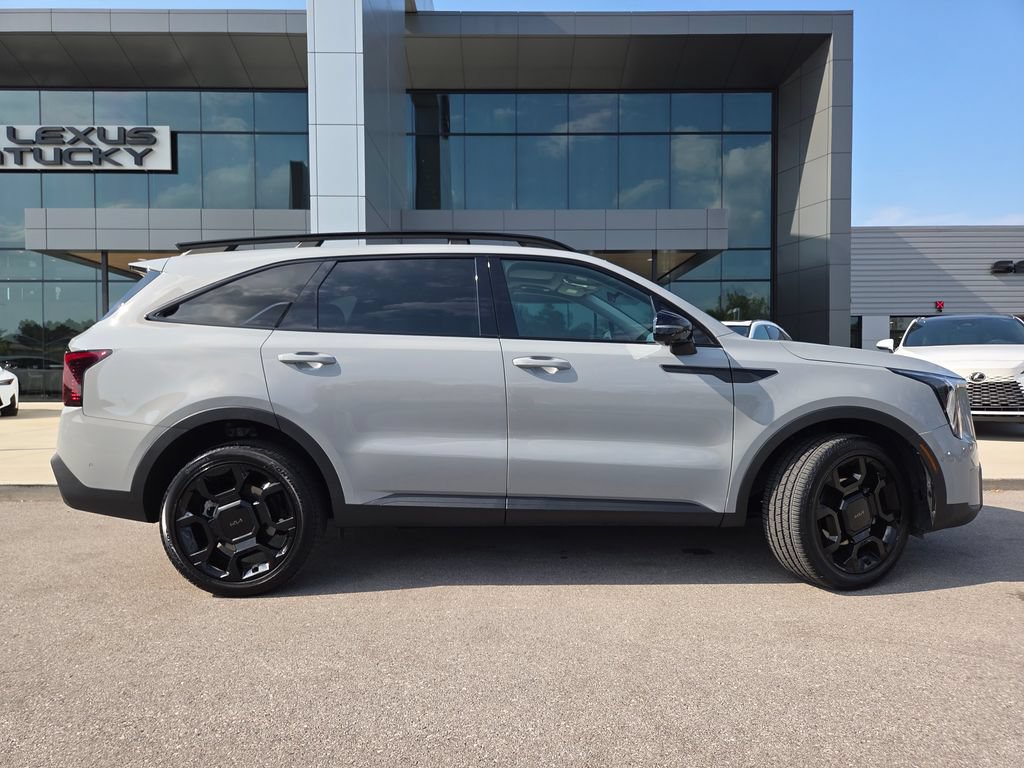Used 2025 Kia Sorento SX AWD/4WD image 28