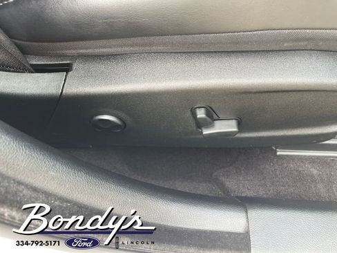 Used 2017 Dodge Charger R/T w/ Plus Group image 17