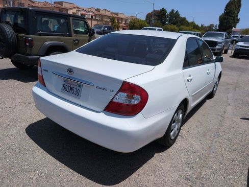 Used 2003 Toyota Camry LE FWD image 3