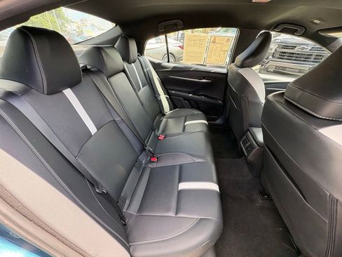 Used 2025 Toyota Camry SE FWD image 22