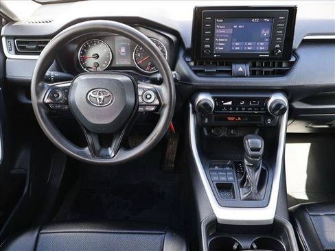 Used 2020 Toyota RAV4 LE w/ Carpet Mat Package AWD/4WD image 21