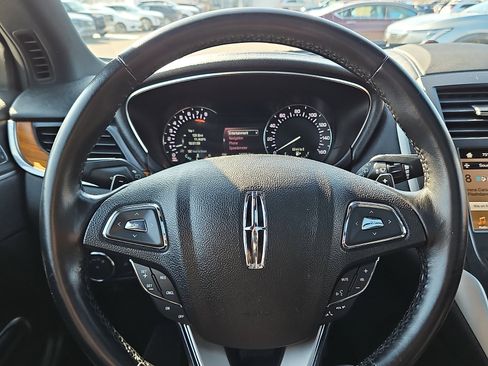 Used 2019 Lincoln MKC Reserve image 20